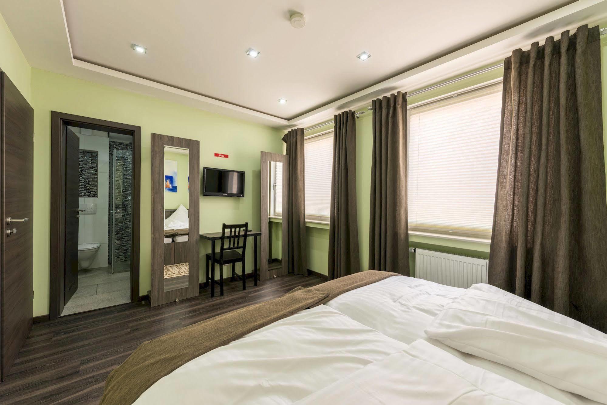 Buergerhofhotel Cologne Exterior photo